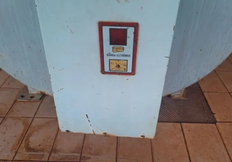 Tanque de Resfriamento de Leite Etscheid - 4000 litros - Miniatura 4
