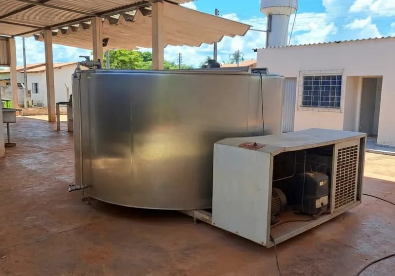 Tanque de Resfriamento de Leite Etscheid - 6000 litros - Miniatura 2