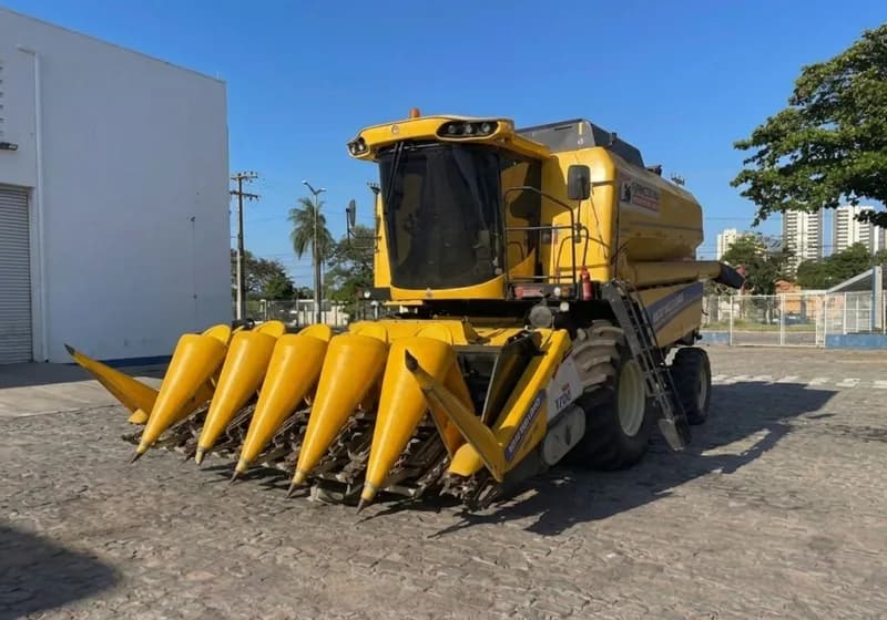 Colheitadeira New Holland TX 5.90 - Imagem 1