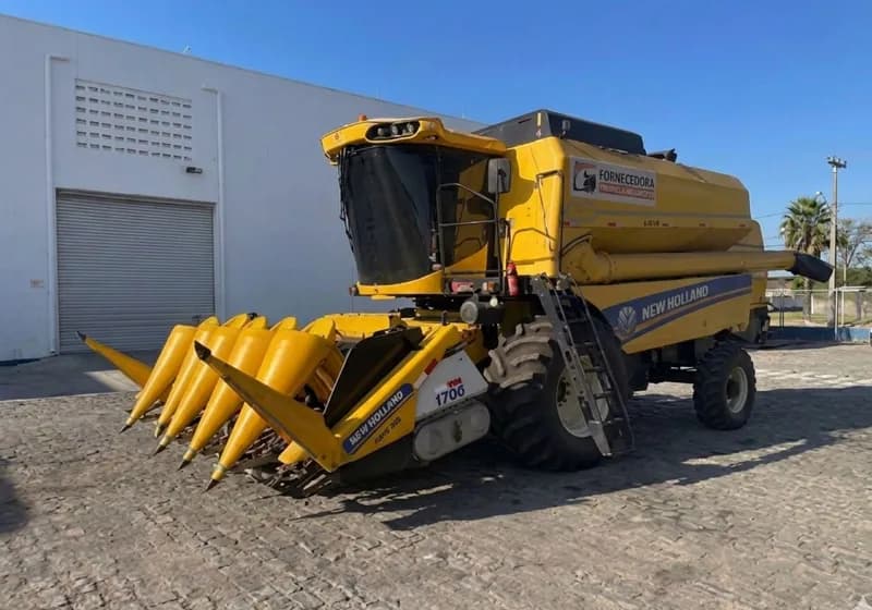 Colheitadeira New Holland TX 5.90 - Miniatura 2