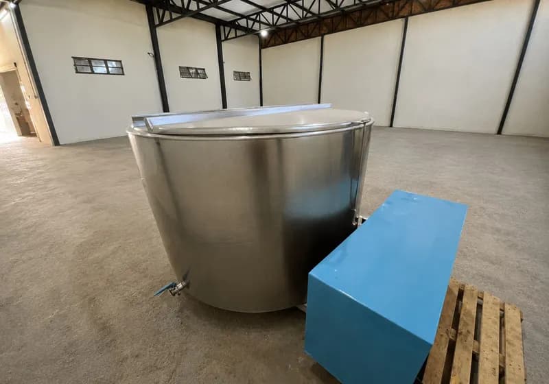 Tanque de Resfriamento de Leite Etscheid - 3000 litros - Miniatura 2