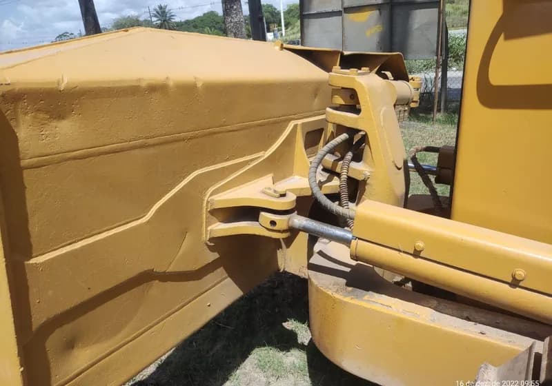 Trator de Esteira Caterpillar D6M XL - Miniatura 4