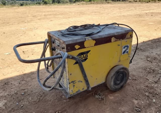 Máquina de Solda Esab Origo Arc 406 – Usada 
