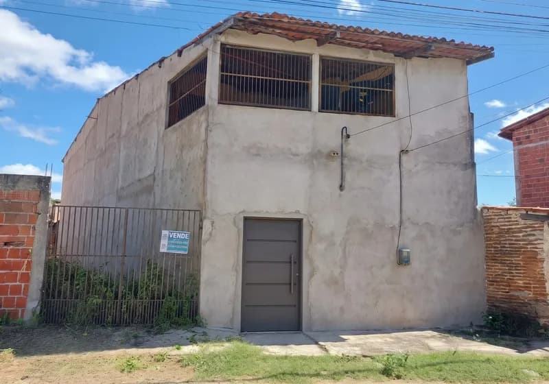 Imóvel Residencial à Venda localizado em Limoeiro do Norte - Imagem 1